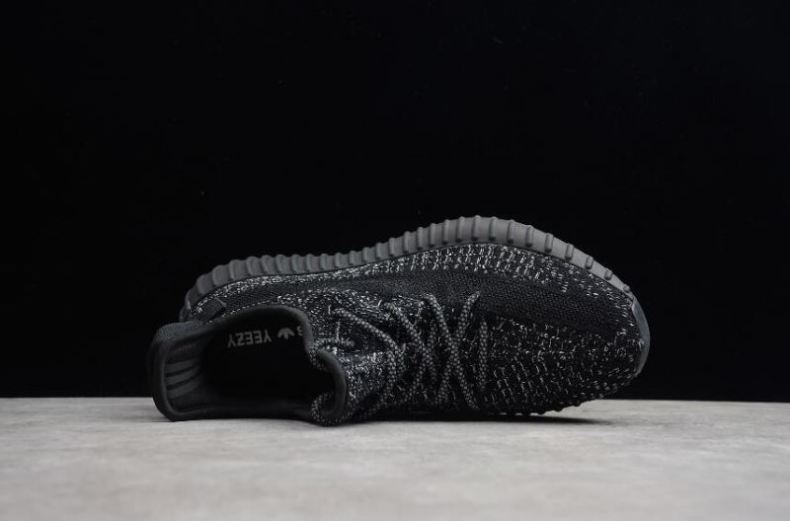 Women's | Adidas Yeezy Boost 350 V2 Black Static Refective EF2368